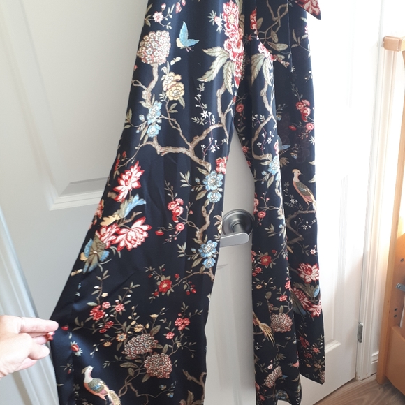 Floral patterned size 0 H&M jumpsuit - Picture 4 of 14